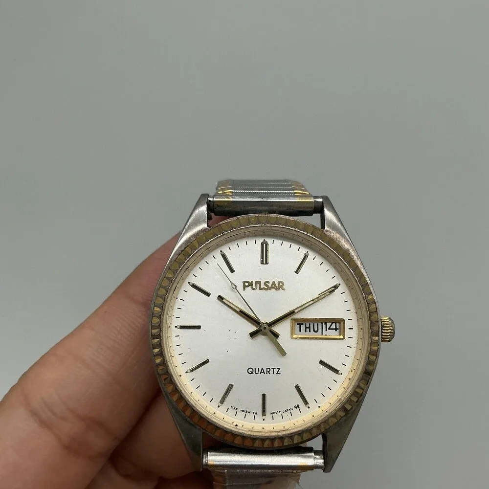 Vintage Pulsar Mens Watch 35mm Day Date YY148-8090 Two Tone Stretch New Battery